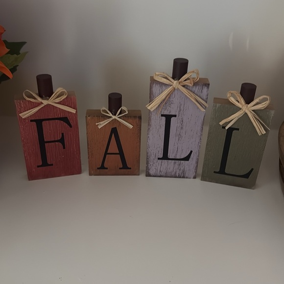 Fall Decor - Picture 3 of 4